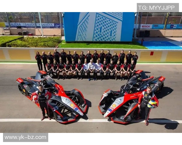 成都攀岩队以82分领跑世界街舞大赛积分榜展现强劲实力